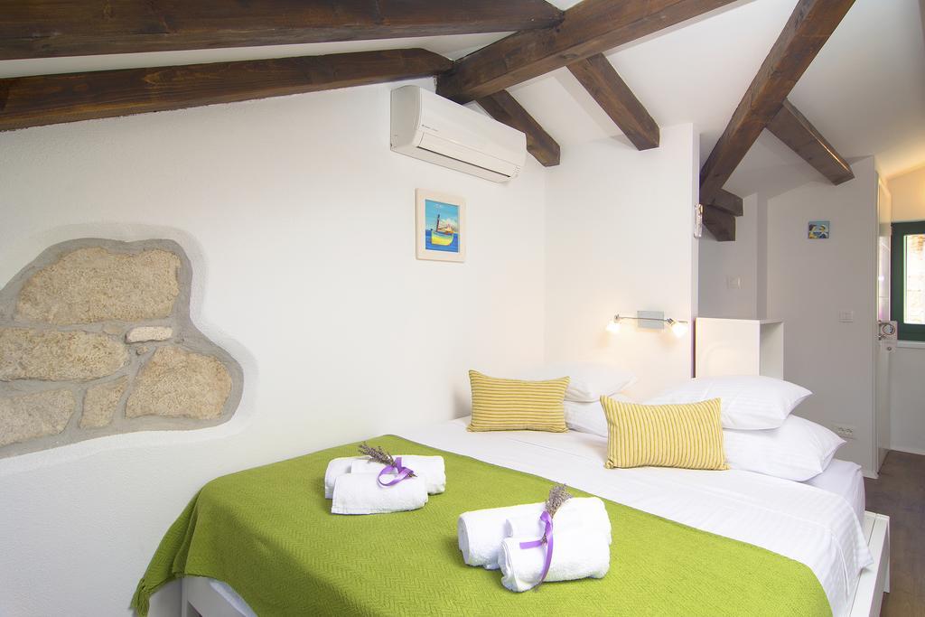 Apartments And Rooms Kampanel Хвар Номер фото